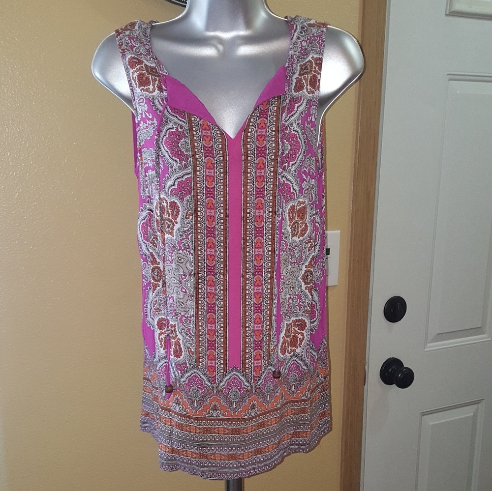 Rose & Rhyme sleeveless top